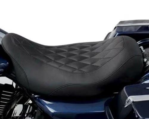 ハーレー、ツーリング シート マスタング(MUSTANG)