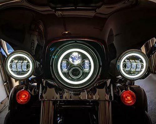 ハーレー、ツーリングモデル  補助ライト