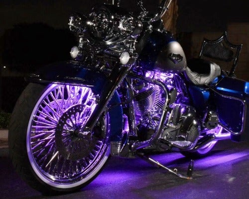 ハーレー、ダイナ 車体ライト