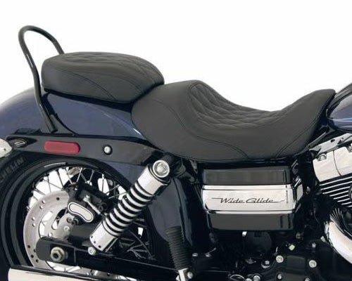 Mustang ワイドトリッパー ソロシート ダイアモンドスティッチ DYNA用