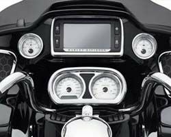 FLTR ロードグライド用 メーター＆タンクアクセサリー｜ハーレー