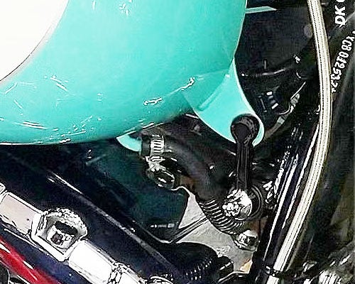 ハーレー、ソフテイルTC  タンクリフトアップ