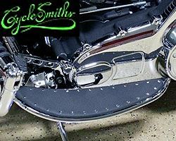 ハーレーツーリングモデル用フットボードセット ハーレー、ツーリング用 フットボード｜ハーレーカスタムパーツ専門店