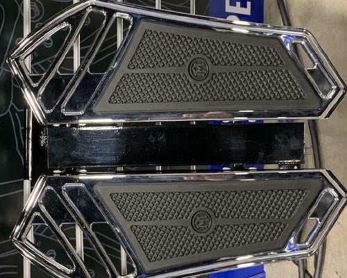 ハーレー、ツーリングモデル PerformanceMachines フットボード