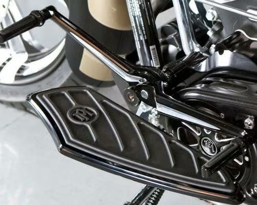 ハーレー、ツーリングモデル PerformanceMachines フットボード