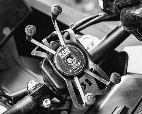 ハーレー、ツーリングモデル RAMマウント