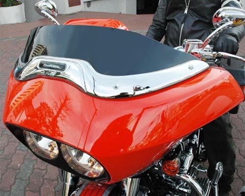 ハーレー、FLTR ロードグライド用フェアリング (2013以前) ウインドシールド・トリム