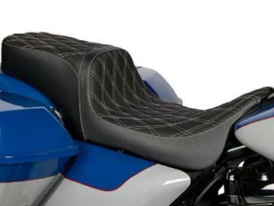年末限定値引スポーツスタードラックスペシャリティーズシートXL883XL1200 ドラッグスペシャリティーズ 3/4ソロシート スムース スポーツスター