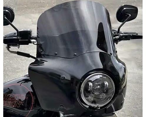 ハーレー、ダイナ メンフィスシェード・ロードウォリアー・フェアリング