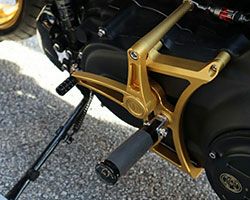 パフォーマンスマシン (PM) フットコントロール|ハーレーパーツ
