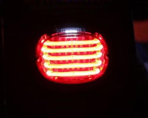 ハーレー、ツーリングモデル  ノーマル交換用テールライト