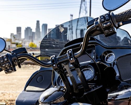 (早い者勝ち)FLHRロードキング　インチハンドル FLHR ロードキング Thunderbikeハンドル｜ハーレーカスタムパーツ専門店