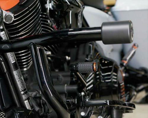 ハーレー、ツーリング用エンジンガード＆クラッシュバー｜ハーレー