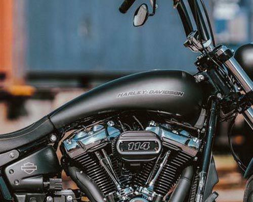 ブレイクアウト(FXBR)用カスタムパーツ｜ハーレーカスタムパーツ専門店