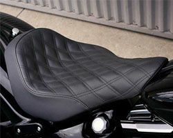 FXLRローライダー、FLSBスポーツグライド用Saddlemen (サドルマン