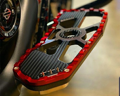 ハーレー、ツーリングモデル レブフィニ(Rebuffini) フットボード