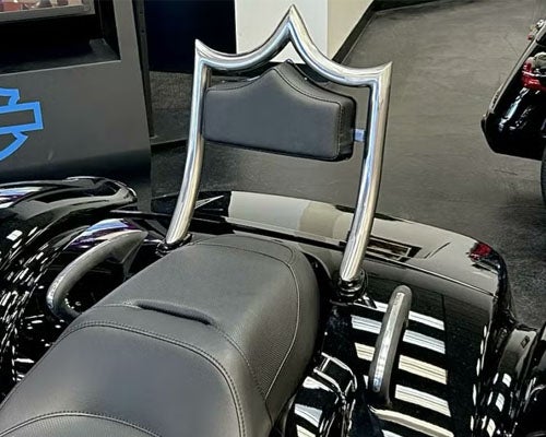 ０８年式のストリードグライドに装着 カーカーのフィッシュと 別の自作エンドカバー ハーレー トライク 2026以降モデル用 パーツ