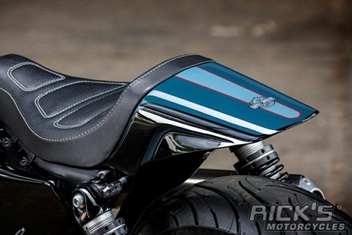 リックス モーターサイクル製ハーレー用フェンダー