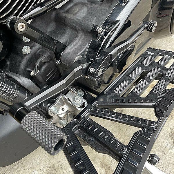 000000100025-01.jpg?size=m&w=