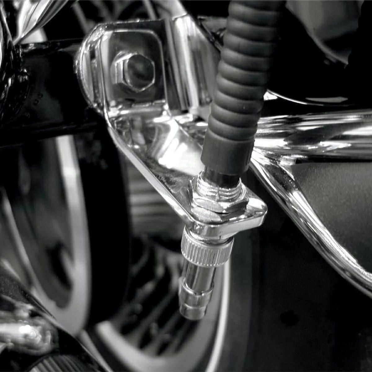 Drag Specialties 車高調節 サスペンション 11インチ クローム