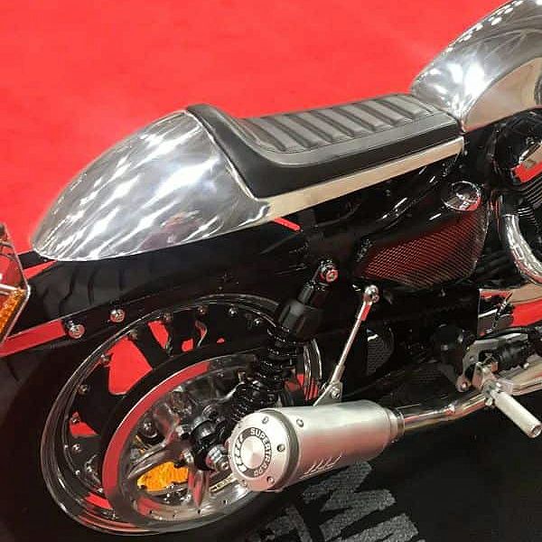 2004～2018 スポーツスター用ブローラー本革シート |ハーレーパーツ