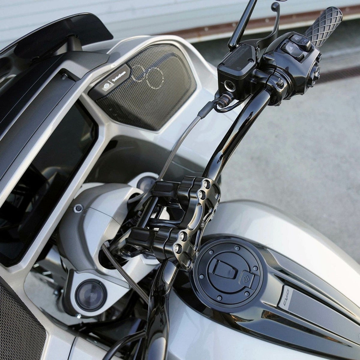 Arlen Ness METHOD 7インチ・ライザー (ブラック)3