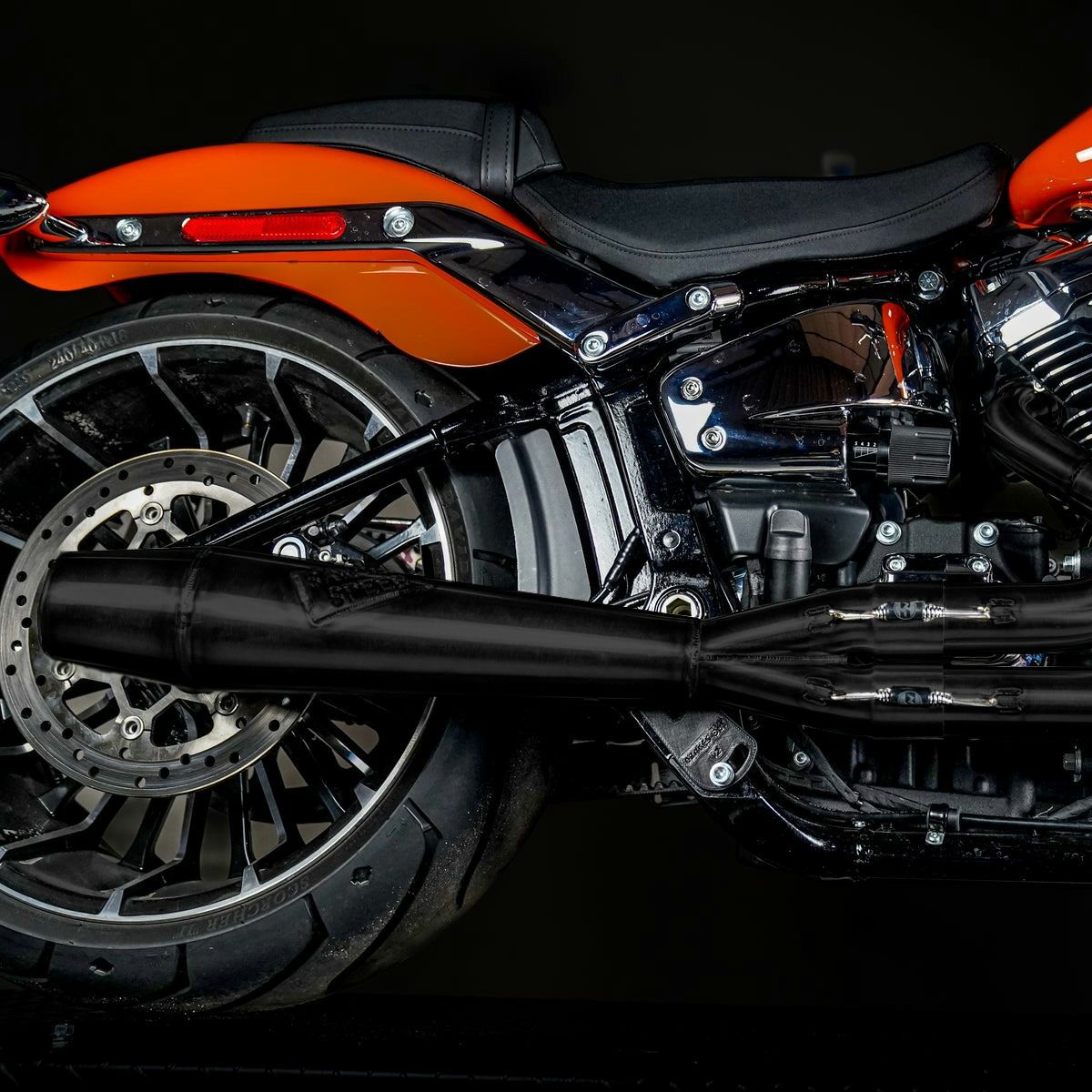 ブレイクアウト、ファットボーイ、FXDRS用 SAWICKI SPEED マフラー