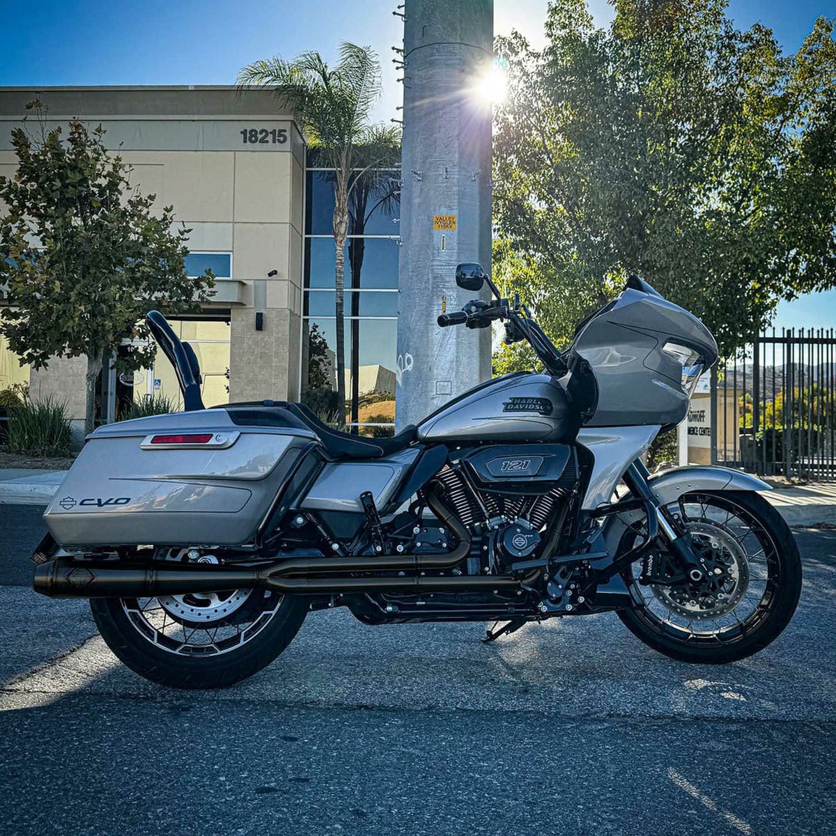 M8 ツーリング フルレングス フルエキゾーストマフラー (ブラック) SP Concepts2