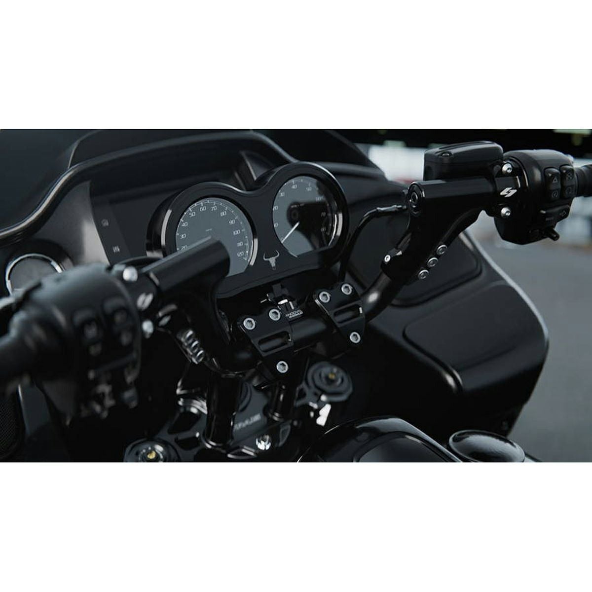 2015～2023 ロードグライド Sandoval Open Road ハンドル/ライザーキット 10.5インチ ゲージマウント付 (ブラック) KRAUS5