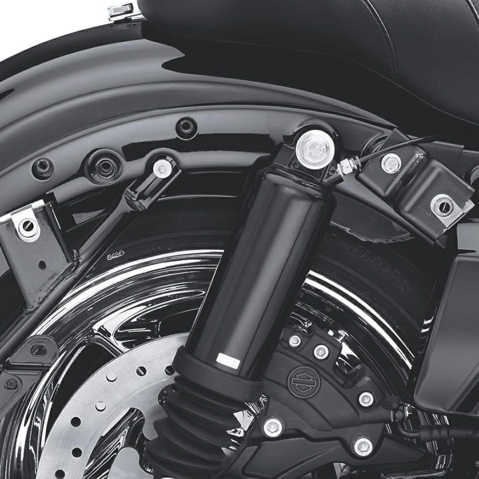 フェンダーストラットカバー グロスブラック-02