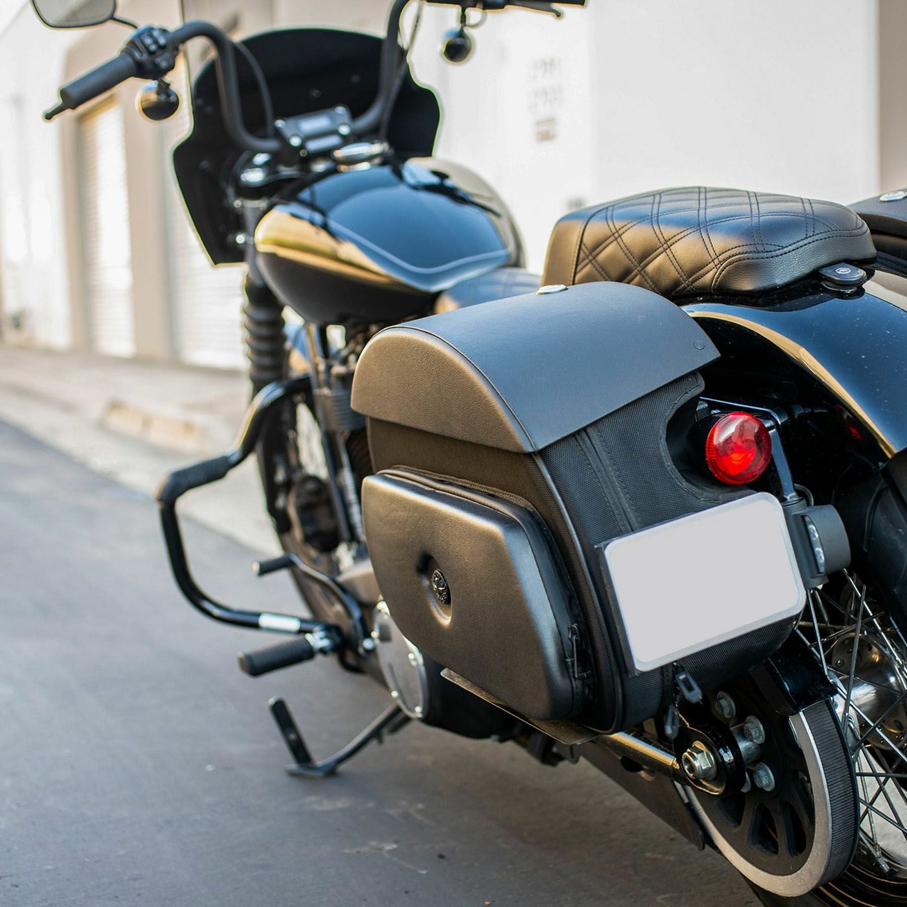 ファットボーイ用ハードサドルバッグ Stallion グロスブラック Viking