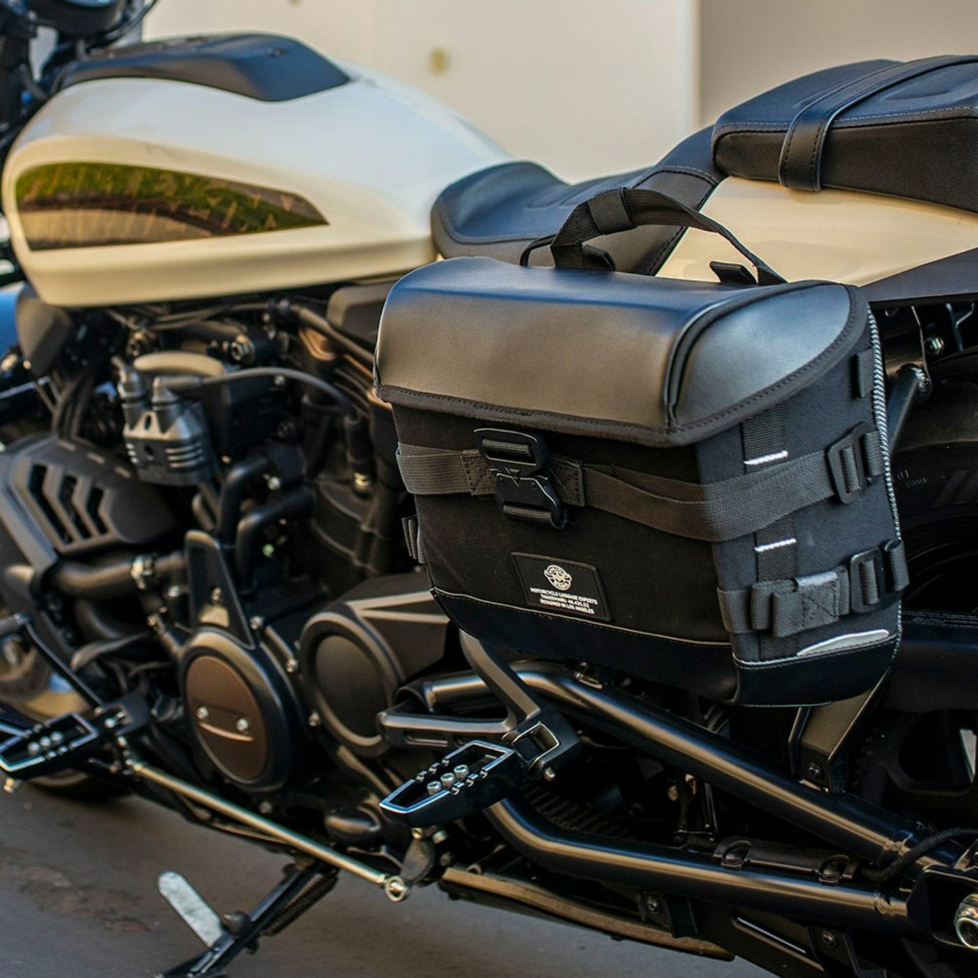 Viking Bags スポーツスターS、ナイトスター用|ハーレーパーツメーカー