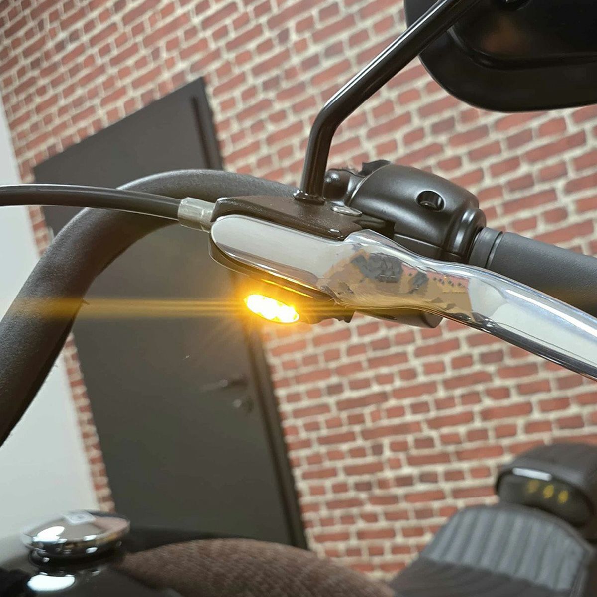Kellermann ダッシュ マイクロ M8ソフテイル用 左フロントウィンカー