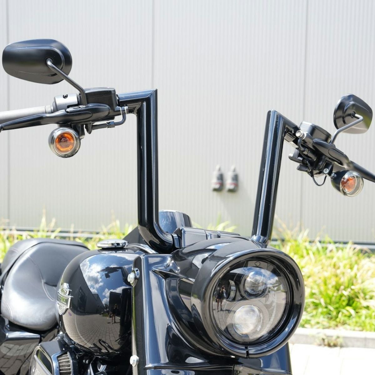 FLHR ロードキング Thunderbikeハンドル｜ハーレーカスタムパーツ専門店