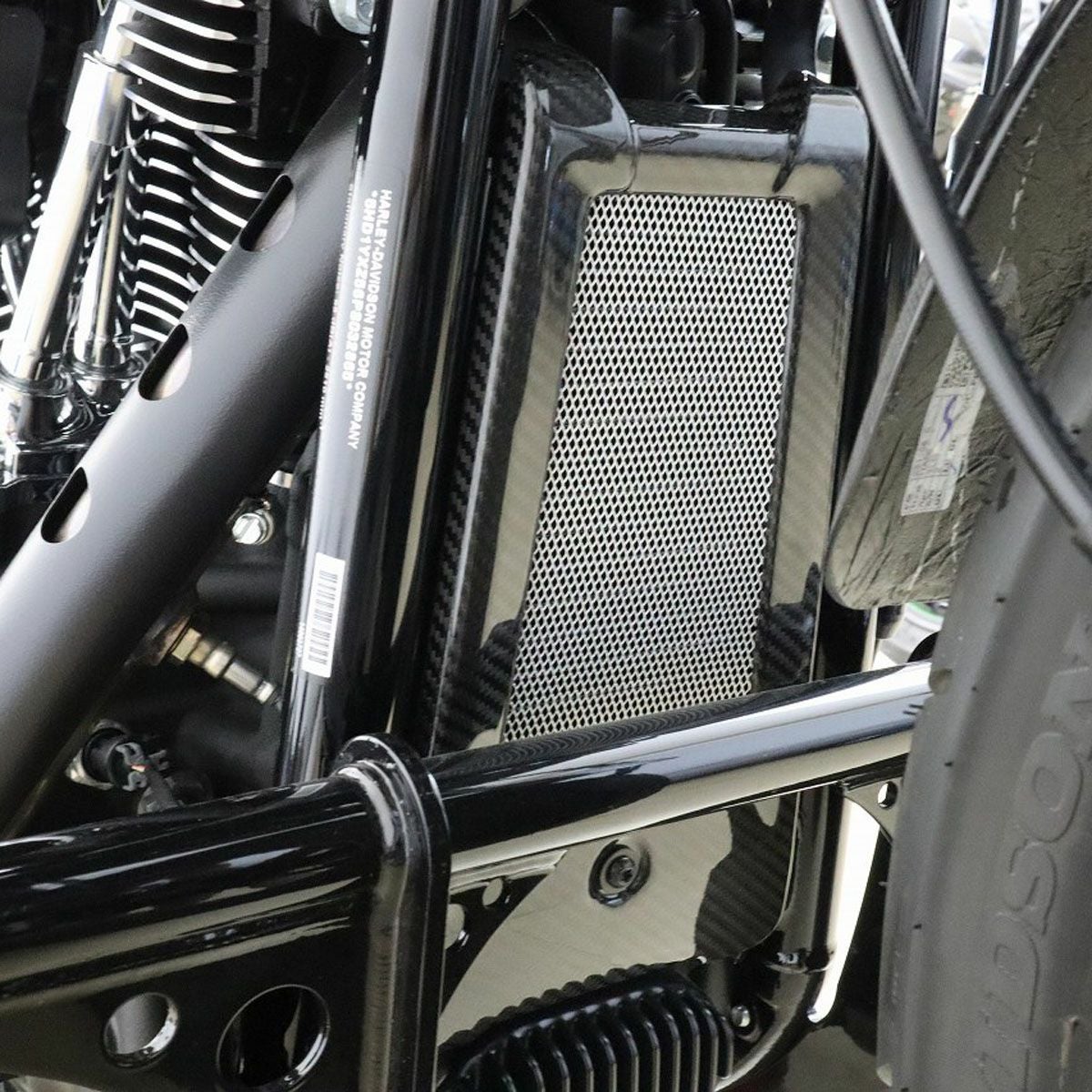 寺田モータース オイルクーラーコアガード M8ソフテイル用 シルバー
