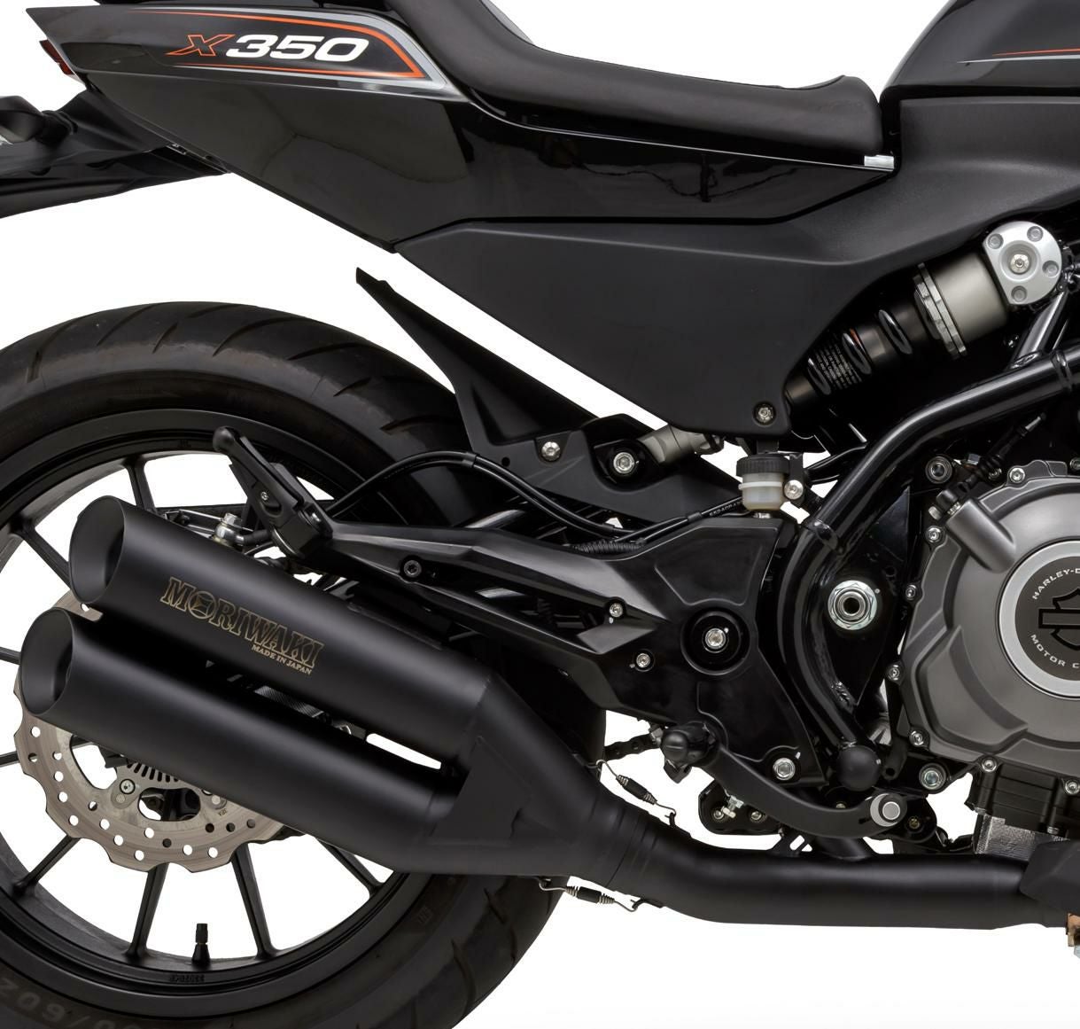 000000104851-01.jpg?size=m&w=