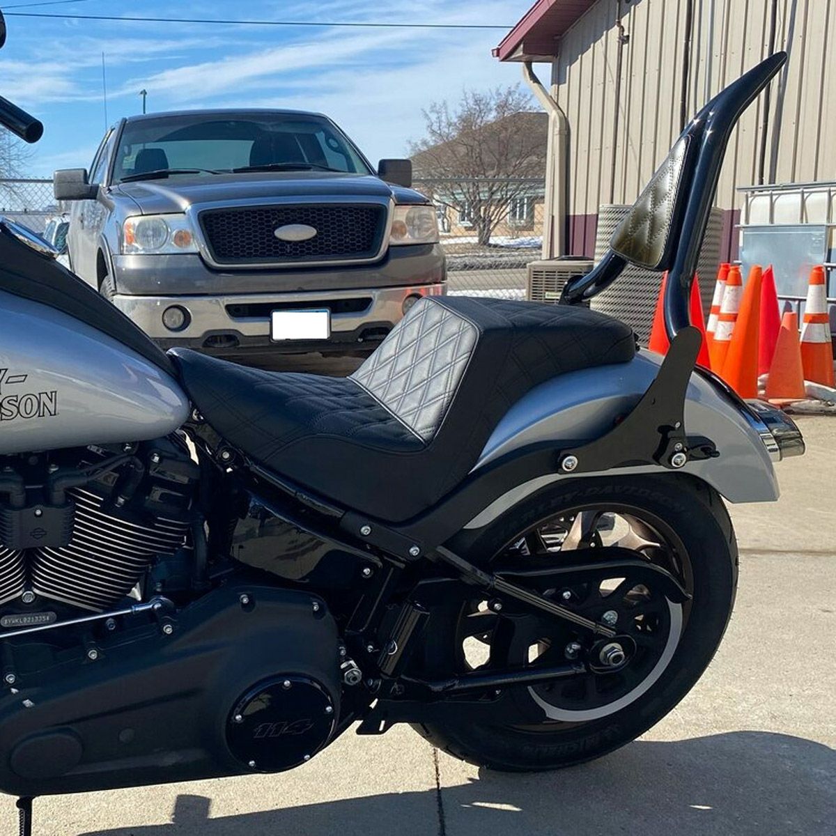 000000105124-01.jpg?size=l&w=