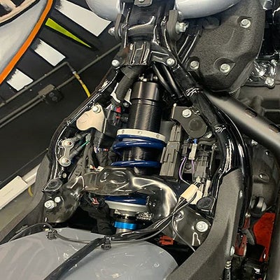 M8ソフテイル デュアルアジャスタブル リアサスペンション 13.5インチ 