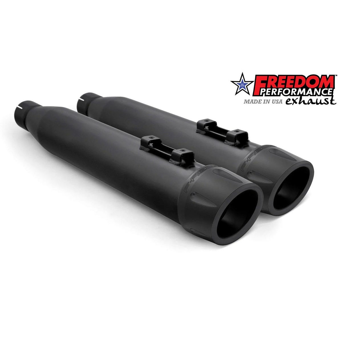 M8ソフテイル トゥルーデュアルエキゾースト用 4インチ スリップオンマフラー コンバットフルーテッド (ブラック) フリーダムパフォーマンス2