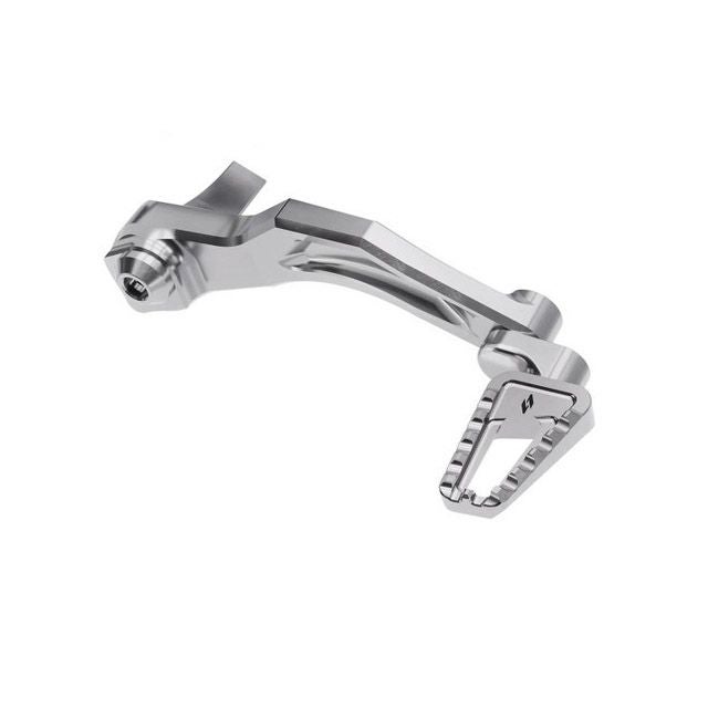 M8 ストリートボブ、スタンダード、ローライダー/S/ST　SX3 フットコントロールキット (シルバー) クラウス2