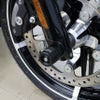 2024以降 ロードグライド、ストリートグライド フロントアクスルスライダー (ブラック) スピードラ