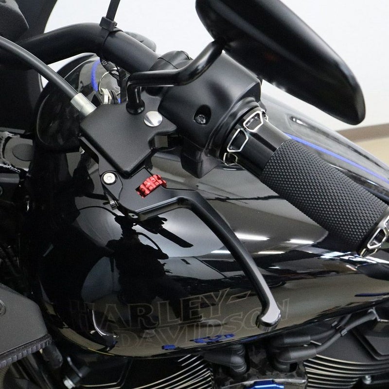 M8ソフテイル アルミ削り出し アジャスタブルレバーセット スタンダードタイプ (ブラック/レッド) スピードラ