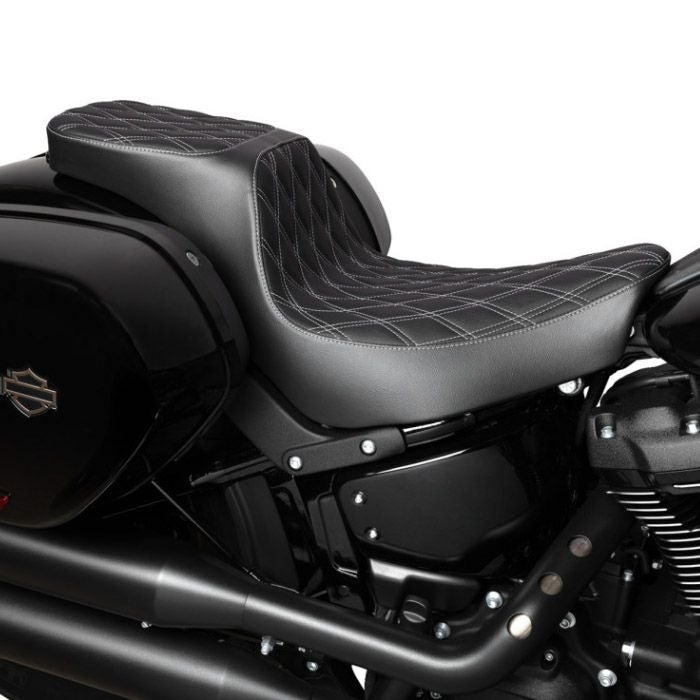 M8ソフテイル用DragSpecialties シート｜ハーレーカスタムパーツ専門店