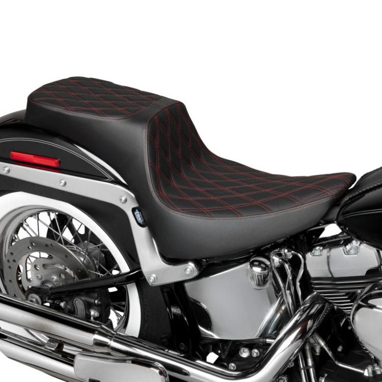 2000～2017 FLソフテイル、2000～2005 FXソフテイル プレデター3 2UPシート (ダブルダイアモンド/レッド)