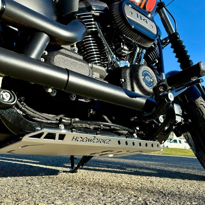 M8ソフテイル スキッドプレート シャーシプロテクター ロウカラー HOGWORKZ