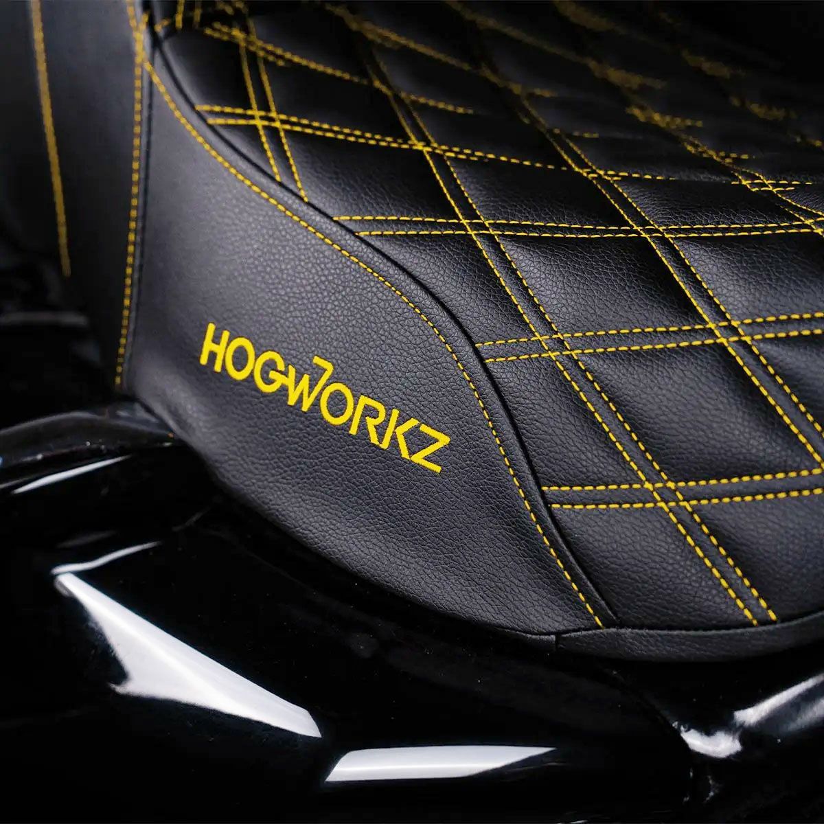 ハーレー ツーリングモデル RISE UP シート ダブルダイアモンド ゴールドステッチ Hog Workz（ホグワークズ） 2