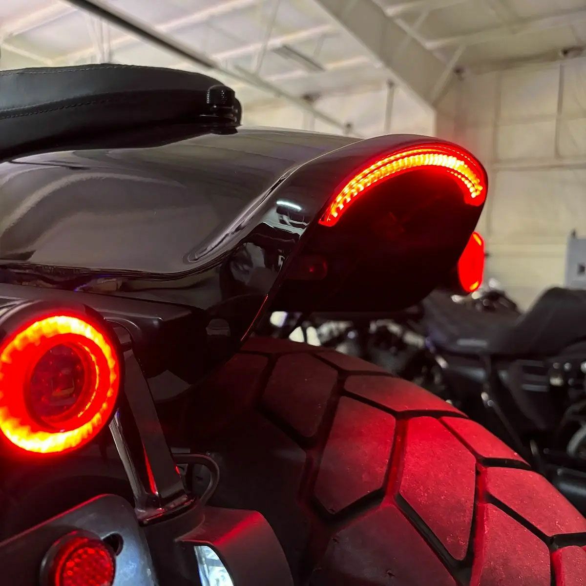 FXFB ファットボブ フェンダーエッジライト レッド HOGWORKZ 3