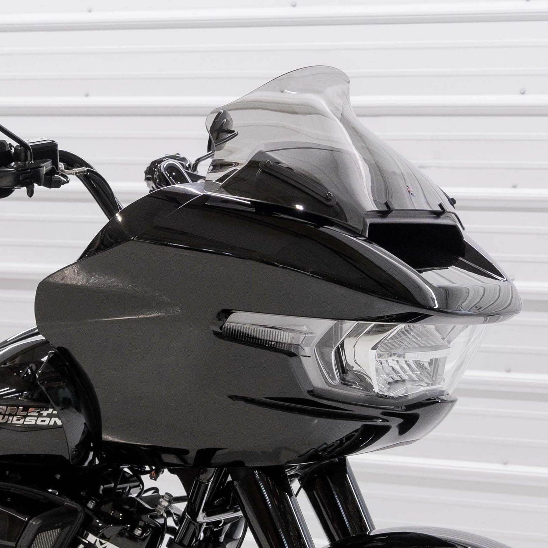 2024以降 ロードグライド 8インチ スポーツウィンドシールド (クリア