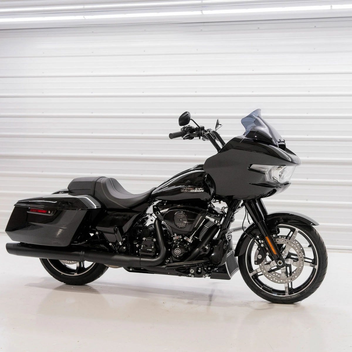 2024以降 ロードグライド 11インチ スポーツウィンドシールド (ダークスモーク)4