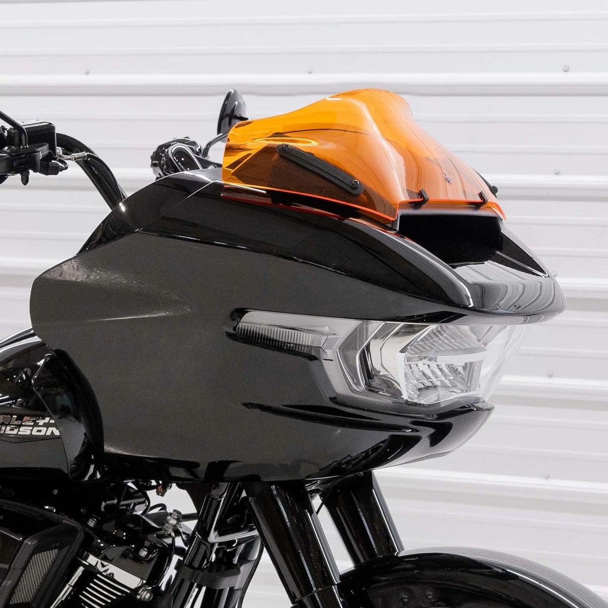 2024以降 ロードグライド 8インチ カラースポーツウィンドシールド (オレンジ)